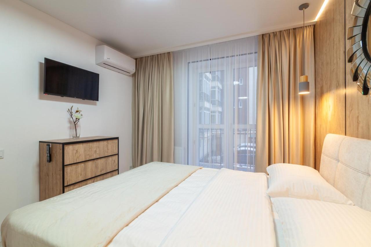 2 Bedrooms Apartments Levia 2 Liov Exterior foto