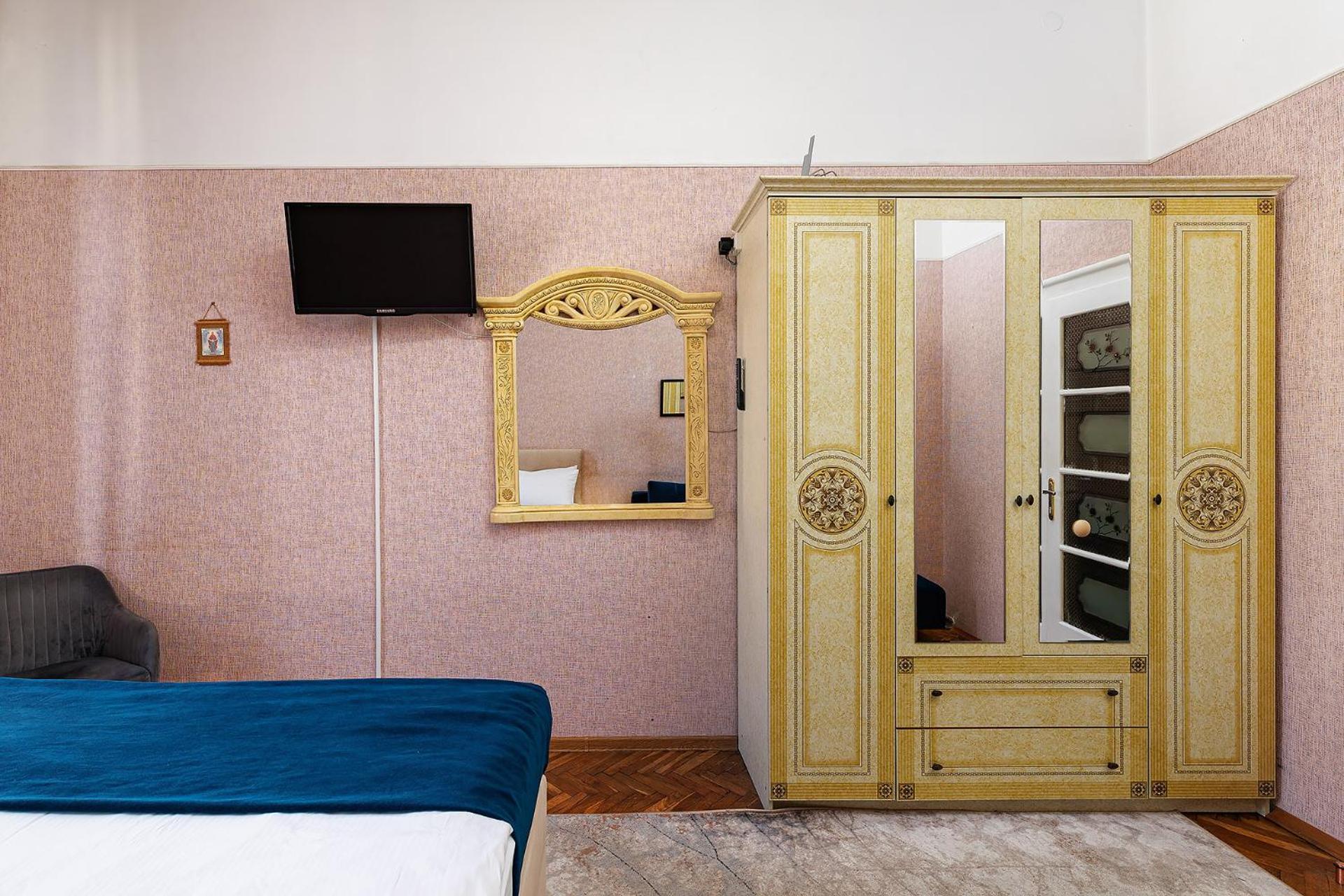 2 Bedrooms Apartments Levia 2 Liov Exterior foto
